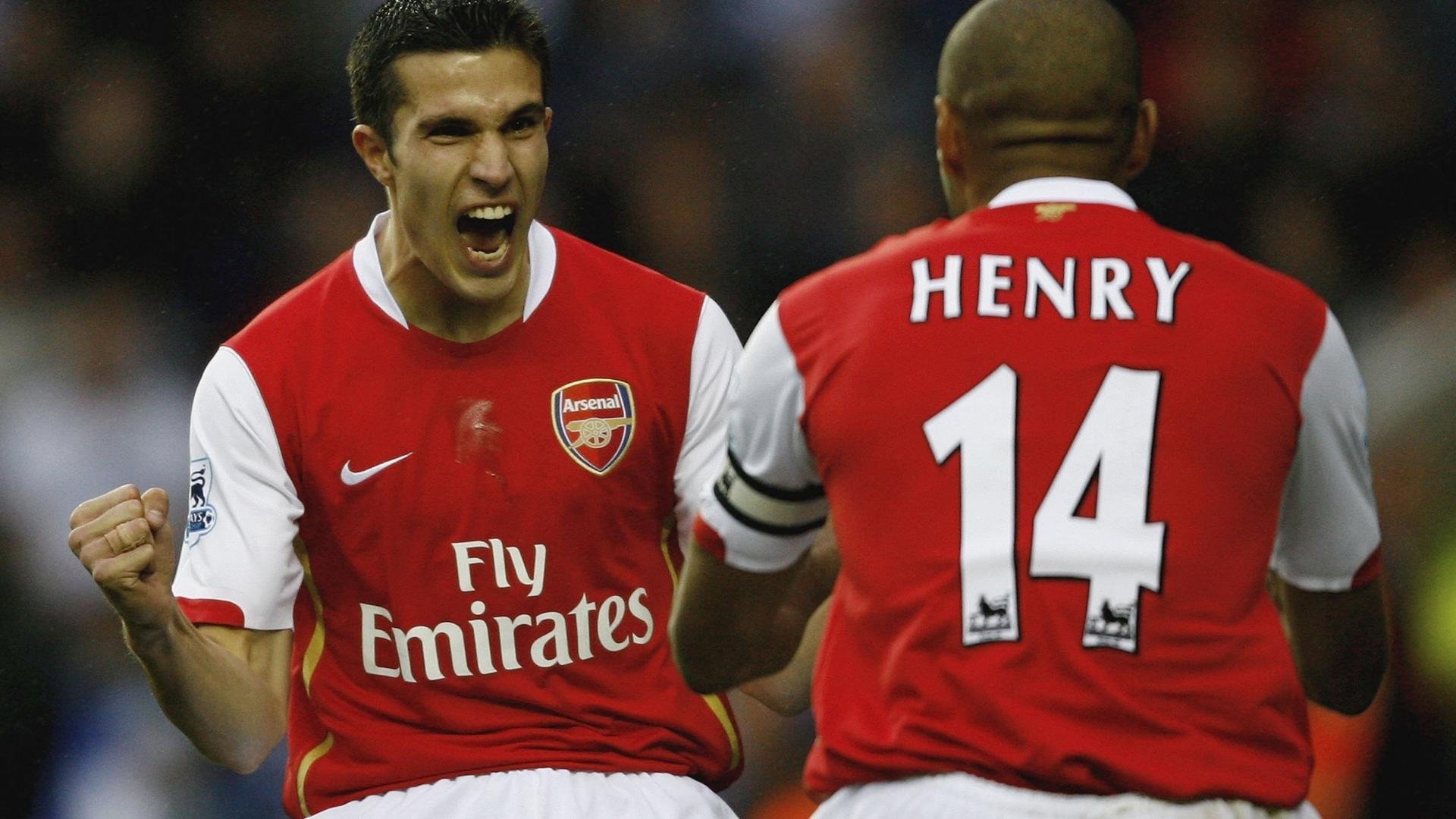 开云体育官网-德甲融合战术，比分4-3，明星锋线发威，控球率70%，传球成功86%，德甲对标